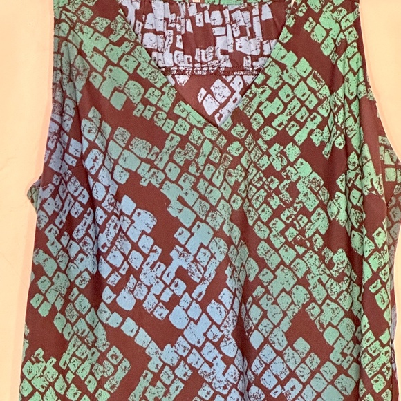 Massimo Geometric Patterned Tank Top - Picture 5 of 10